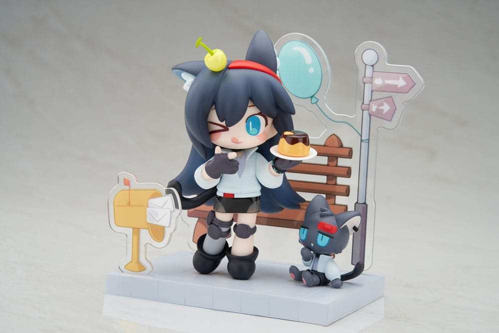 Arknights PVC Statue Dessert Time Series Q-figure Blaze 11 cm - Smalltinytoystore