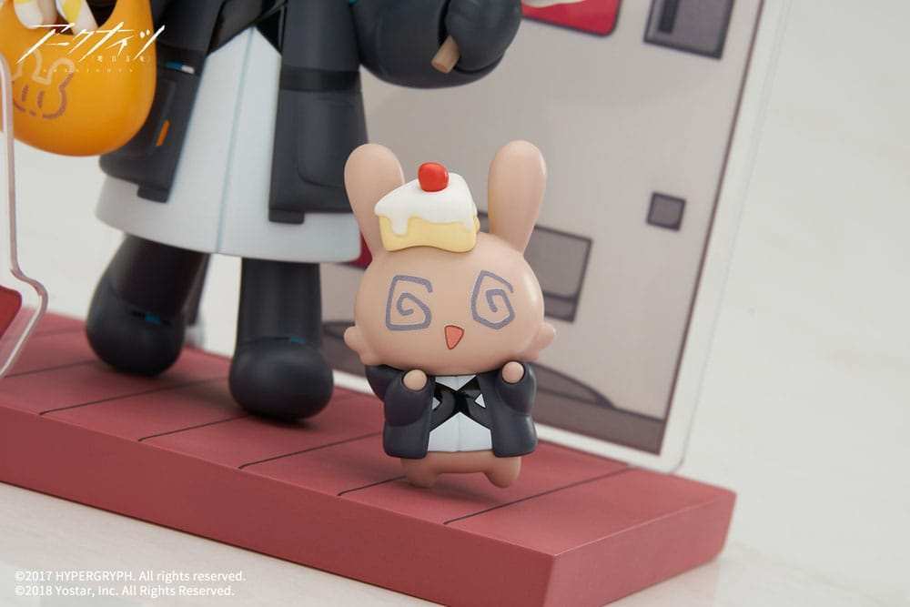 Arknights PVC Statue Mini Series Will You be Having the Dessert? Doctor 10 cm - Smalltinytoystore