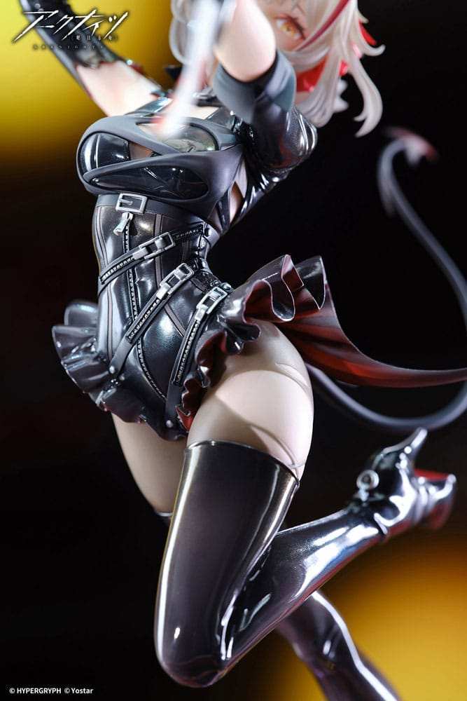 Arknights PVC Statue W-Wanted Ver. 29 cm - Smalltinytoystore