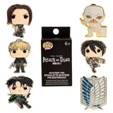 Attack on Titan Loungefly Ansteck-Pins Blind S4 Character Display (12) - Smalltinytoystore
