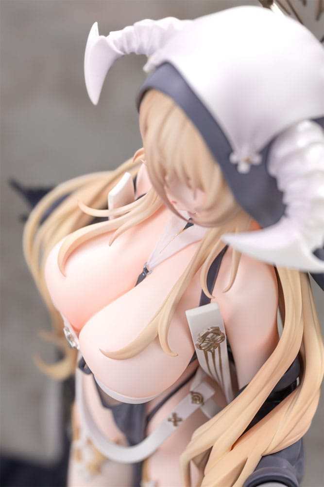 Azur Lane PVC Statue 1/6 Implacable 31 cm - Smalltinytoystore