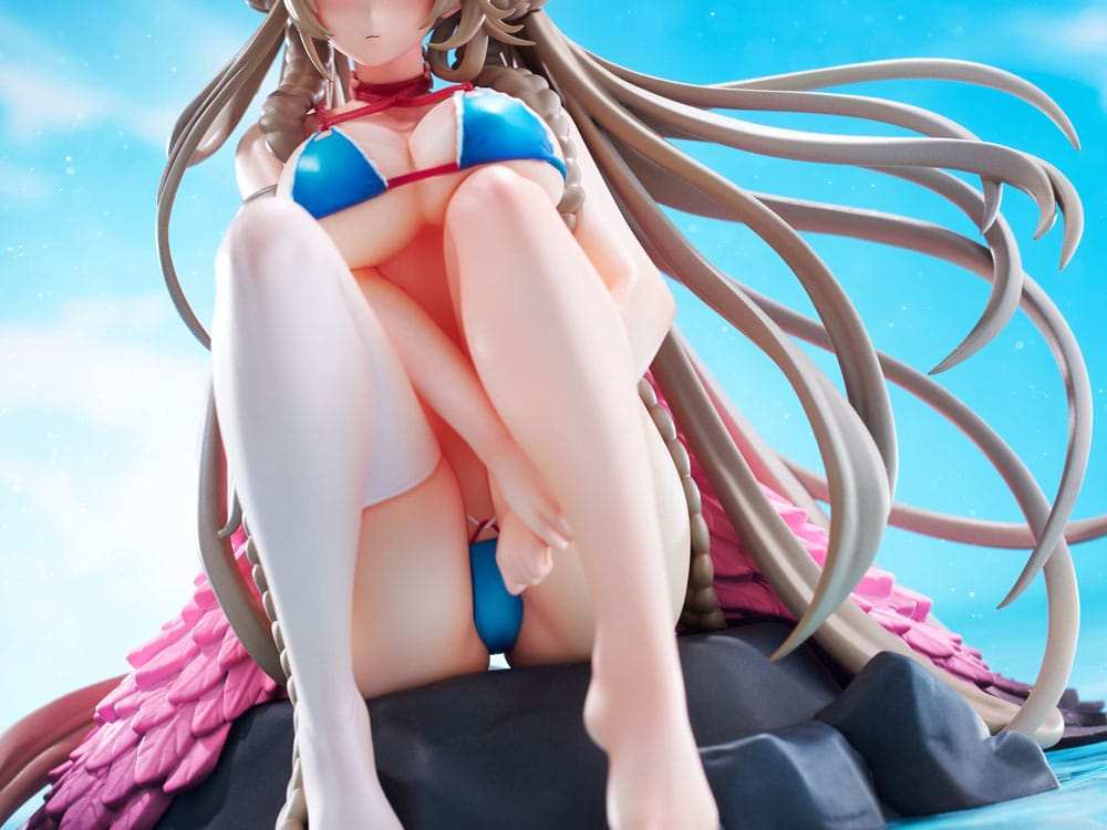 Azur Lane PVC Statue 1/7 Formidable The Lady of the Beach Ver. 16 cm - Smalltinytoystore