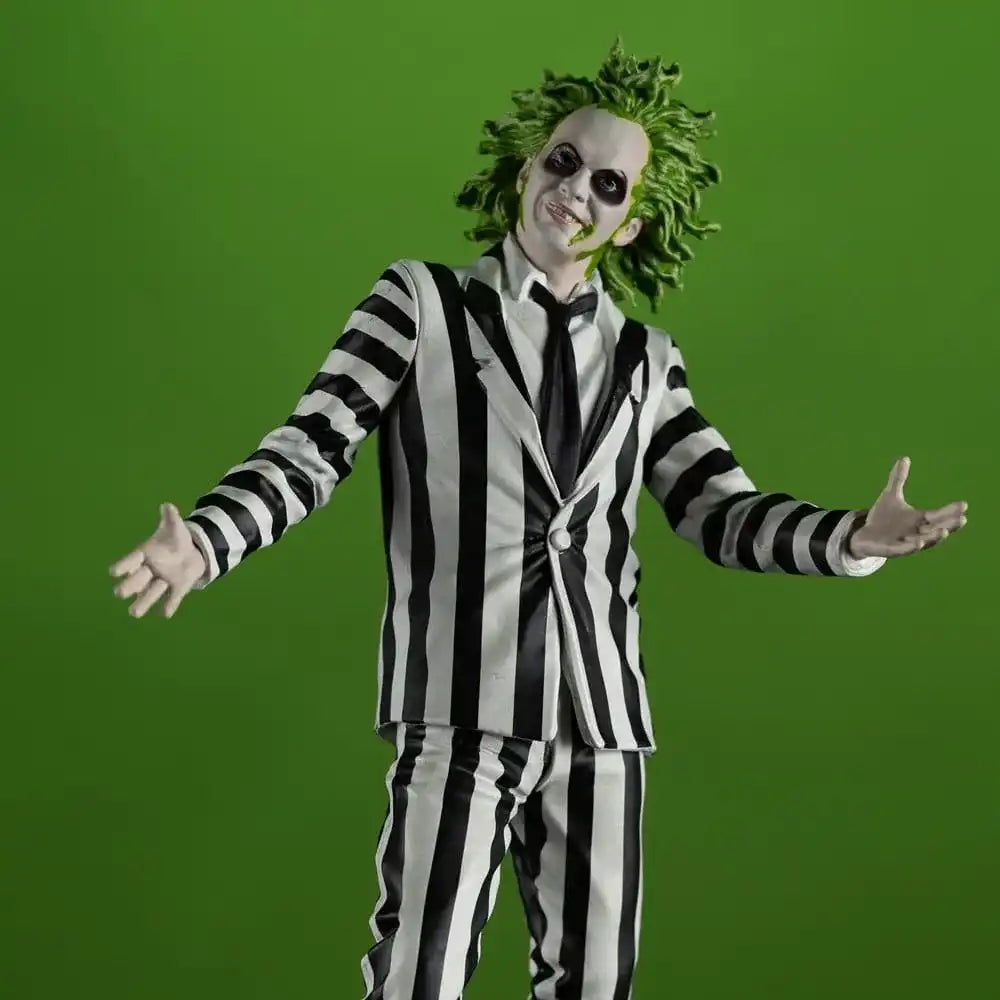 Beetlejuice Movie Maniacs PVC Statue Beetlejuice 17 cm - Smalltinytoystore