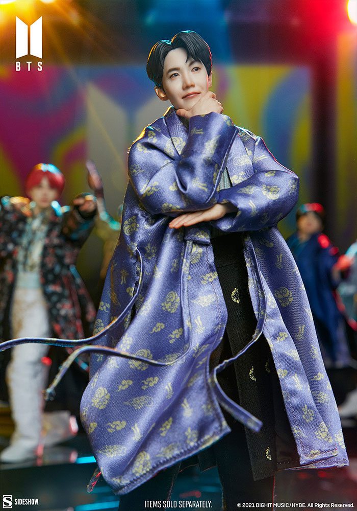 BTS Idol Collection PVC Statue j-hope Deluxe 24 cm - Smalltinytoystore