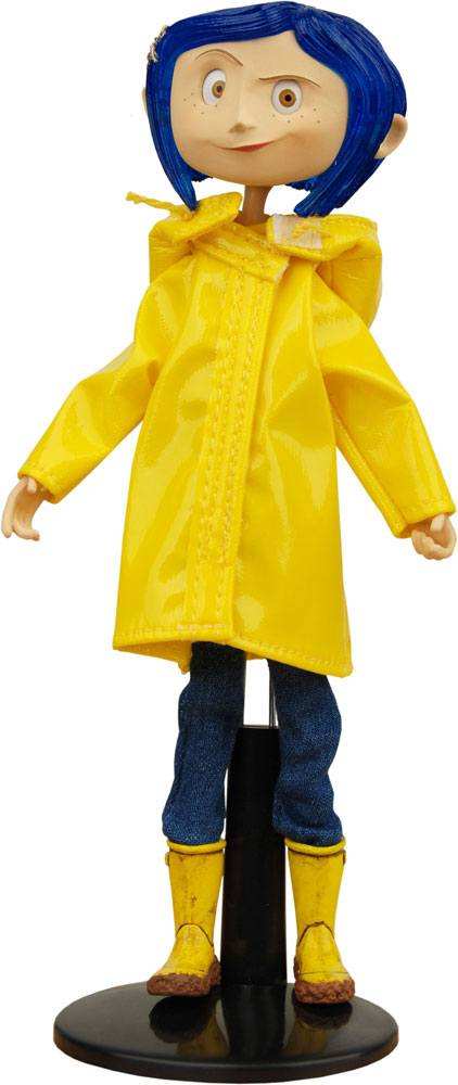 Coraline Biegefigur Raincoats & Boots 18 cm - Smalltinytoystore