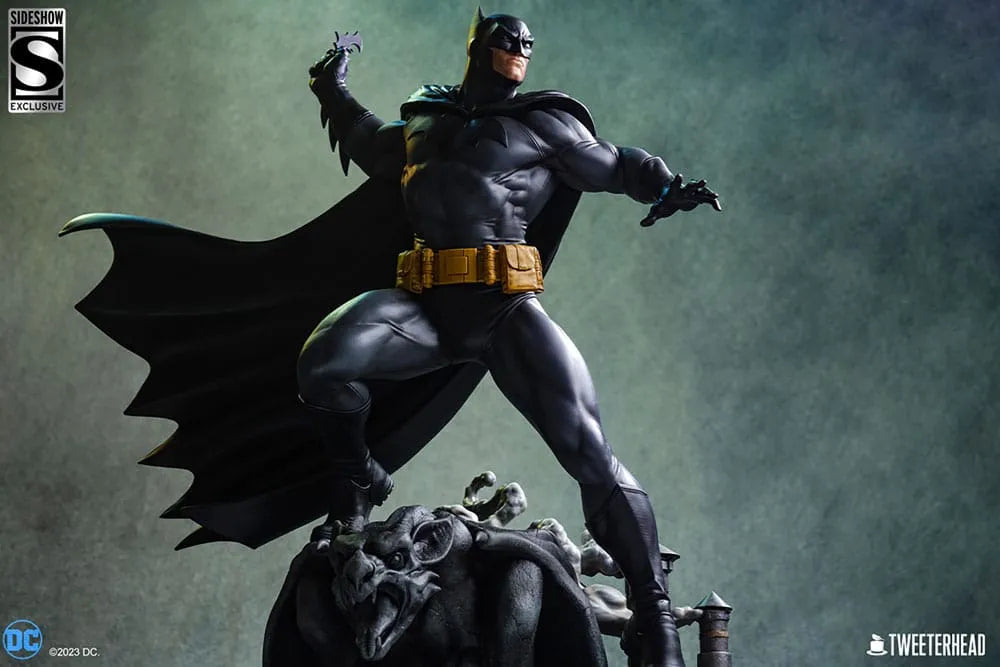 DC Comics Maquette 1/4 Batman (Black and Gray Edition) 66 cm - Smalltinytoystore