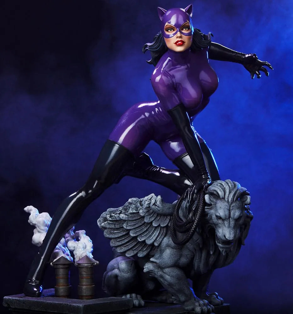 DC Comics Maquette 1/4 Catwoman (Purple Edition) 47 cm - Smalltinytoystore