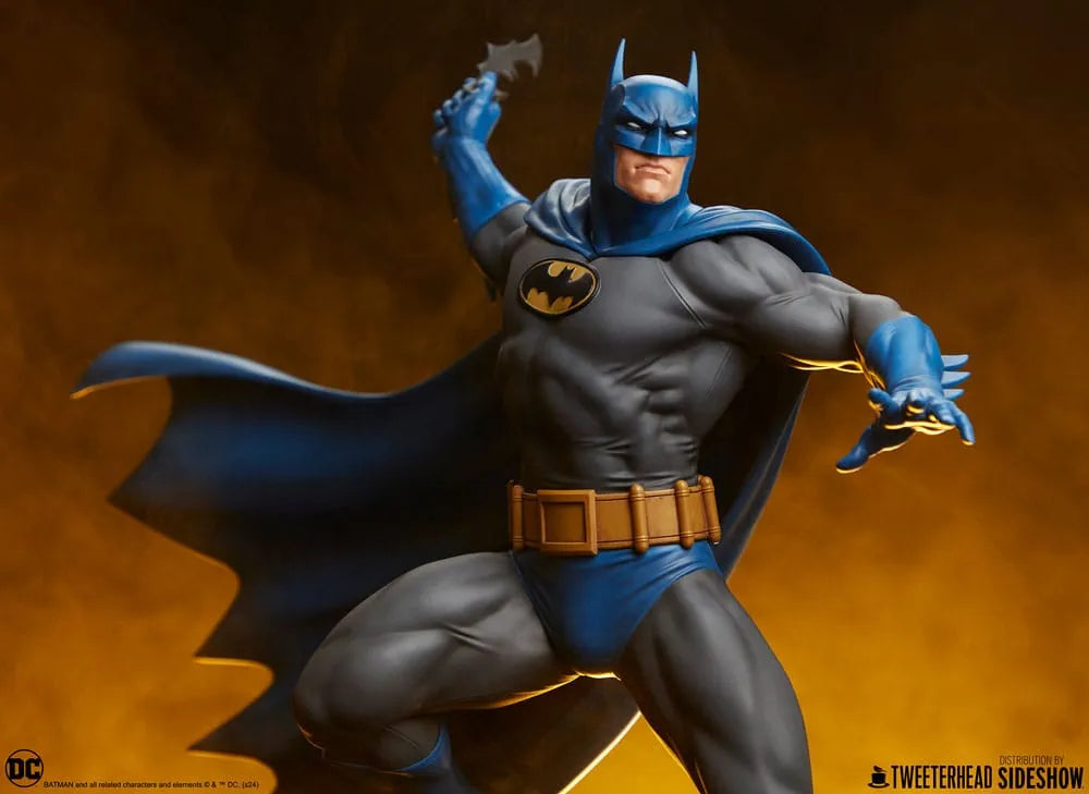 DC Comics Maquette 1/6 Batman (Retro Edition) 50 cm - Smalltinytoystore