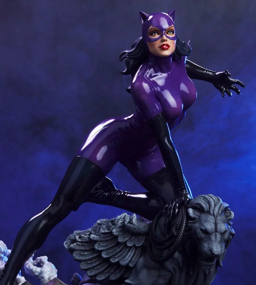 DC Comics Maquette 1/6 Catwoman (Purple Edition) 35 cm - Smalltinytoystore