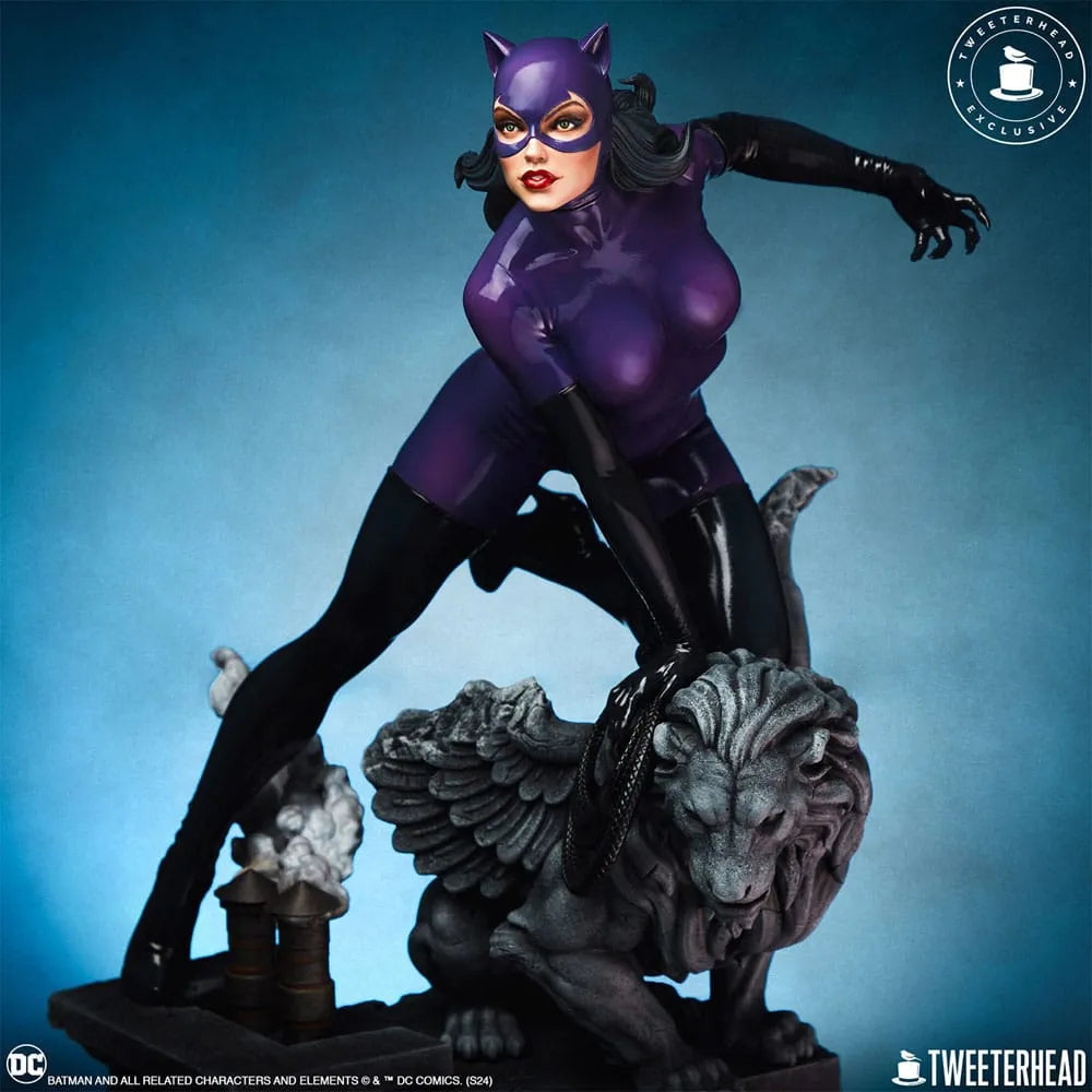 DC Comics Maquette 1/6 Catwoman (Purple Edition) 35 cm - Smalltinytoystore