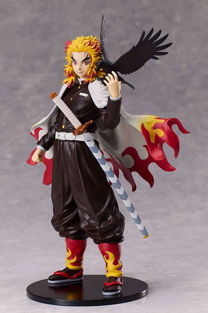 Demon Slayer: Kimetsu no Yaiba Statue Kyojuro Rengoku Flame Hashira 20 cm - Smalltinytoystore
