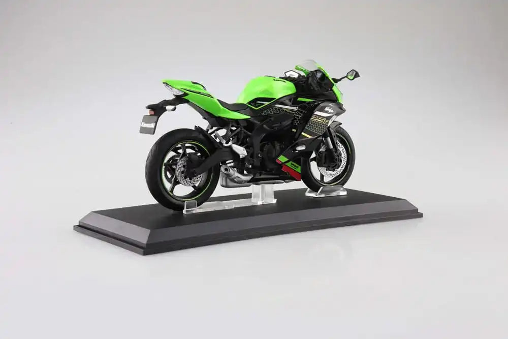 Diecast Bike Series Statue 1/12 Kawasaki Ninja ZX-25R Lime Green×Ebony 16 cm - Smalltinytoystore
