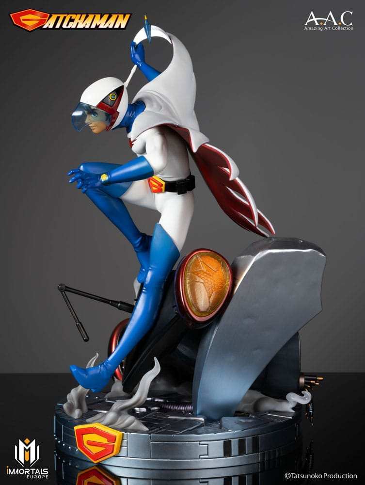 Gatchaman Amazing Art Collection Statue Ken the Eagle, The Leader of the Science Ninja Team 34 cm - Smalltinytoystore