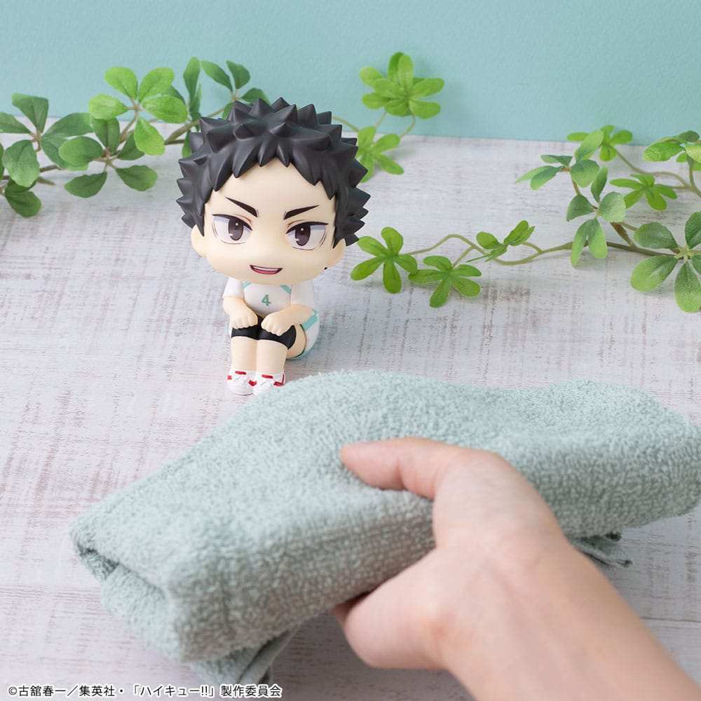 Haikyu!! Look Up PVC Statue Hajime Iwaizumi Uniform Ver. 11 cm - Smalltinytoystore