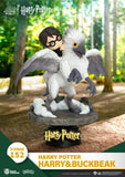 Harry Potter D-Stage PVC Diorama Harry & Buckbeak 16 cm - Smalltinytoystore