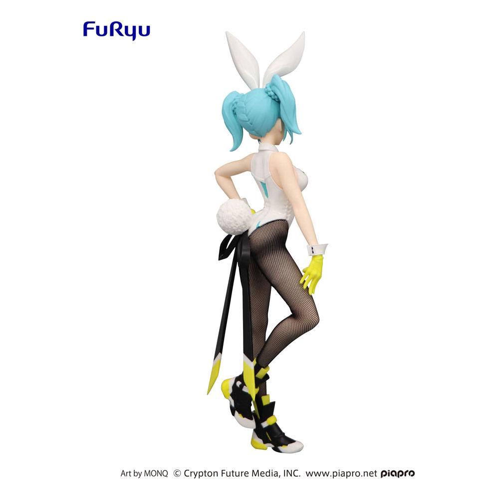 Hatsune Miku BiCute Bunnies PVC Statue Hatsune Miku Street Ver 30 cm - Smalltinytoystore
