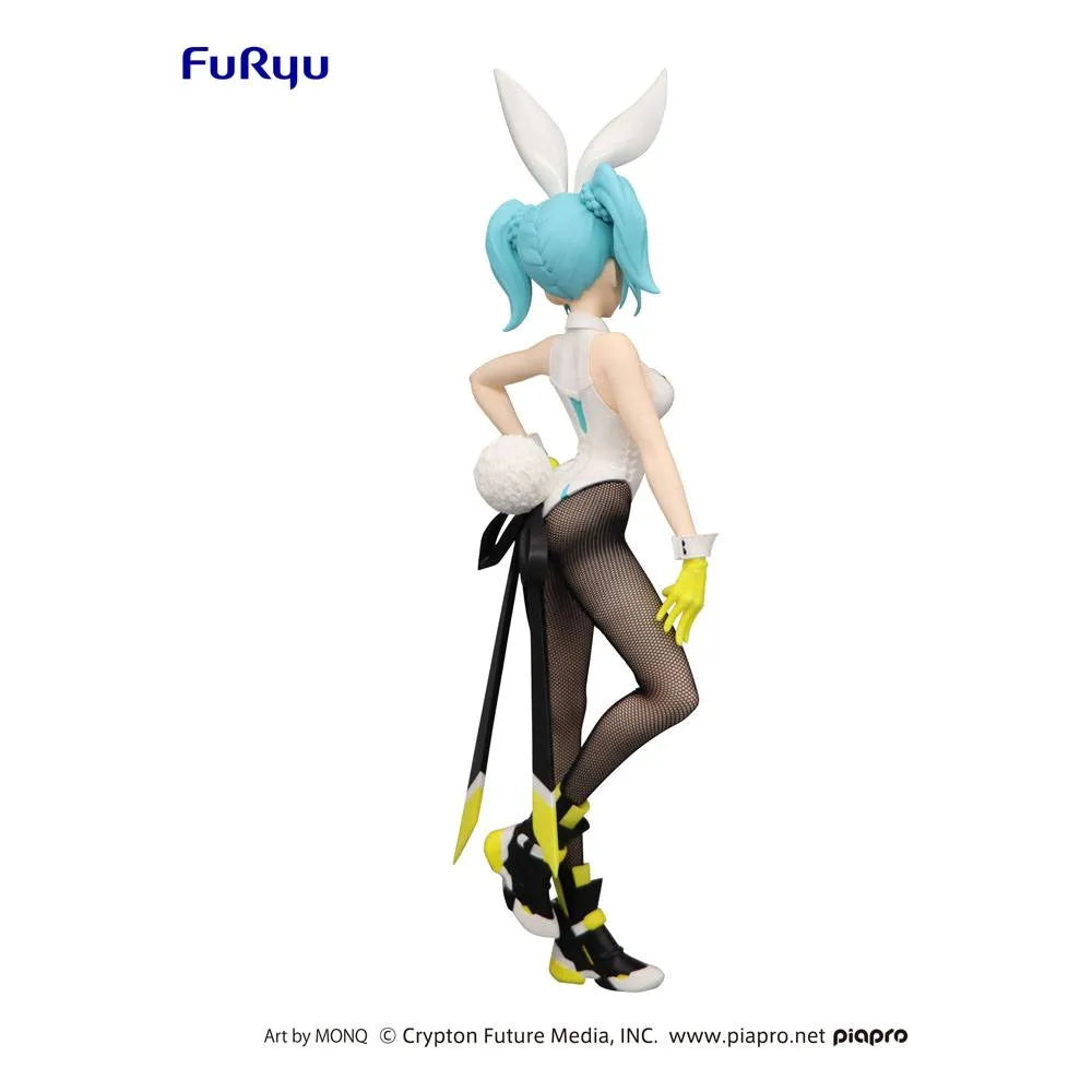 Hatsune Miku BiCute Bunnies PVC Statue Hatsune Miku Street Ver 30 cm - Smalltinytoystore