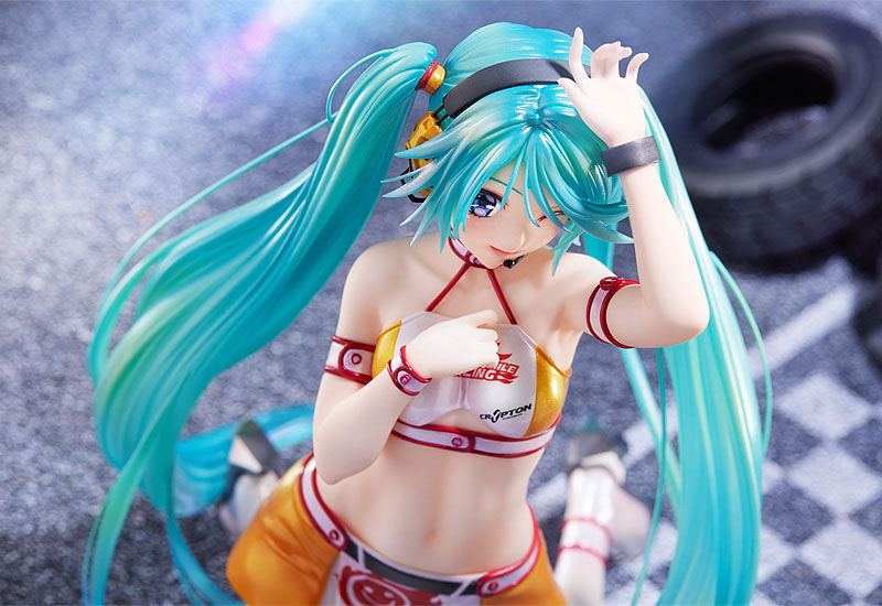 Hatsune Miku GT Project PVC Statue 1/7 Racing Miku 2010 Ver. Art by Kentaro Yabuki 18 cm - Smalltinytoystore