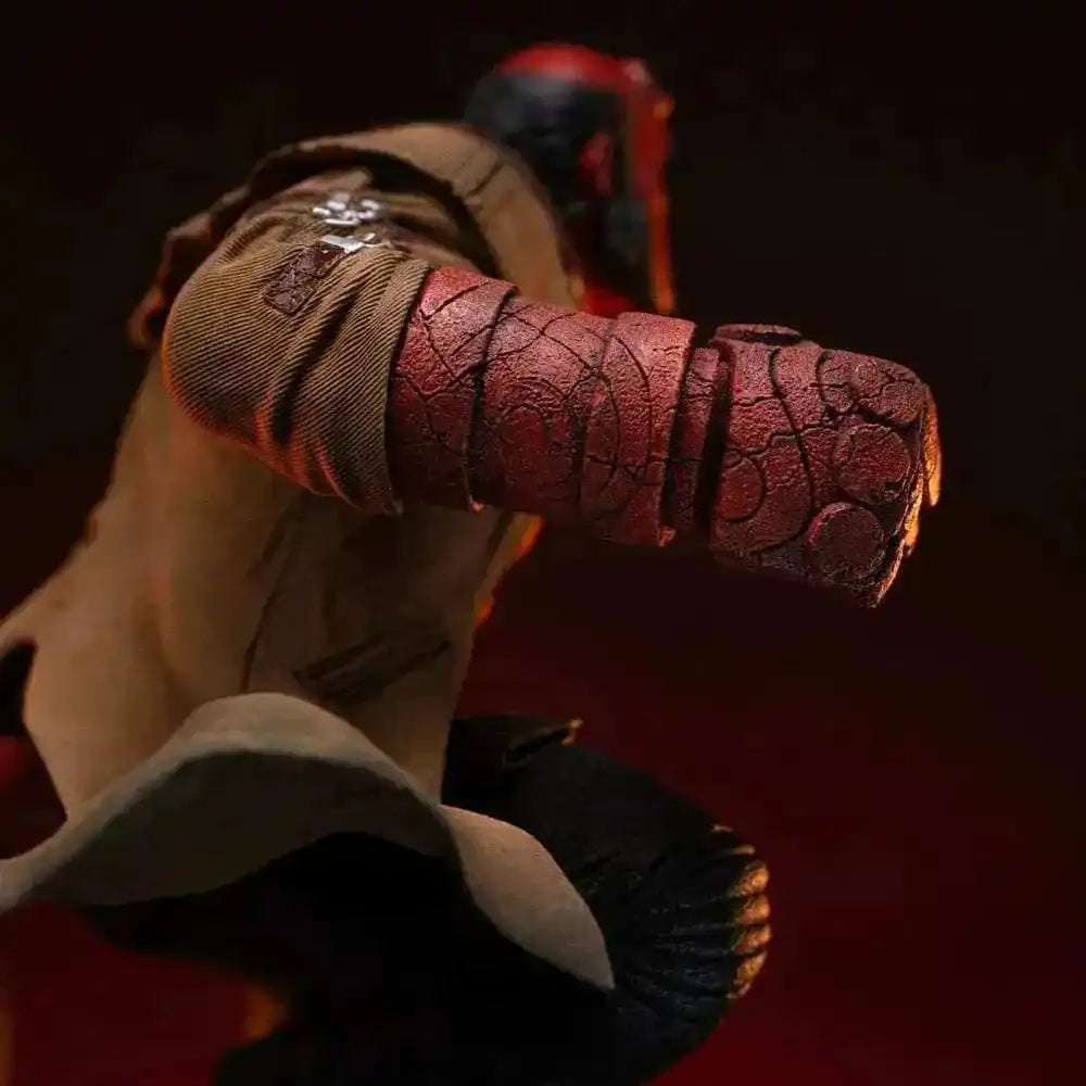 Hellboy 2 BDS Art Scale Statue 1/10 Hellboy 34 cm - Smalltinytoystore