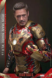 Iron Man 3 Movie Masterpiece Diecast 1/6 Iron Man Mark XLII (2.0) Deluxe HOT TOYS - Smalltinytoystore