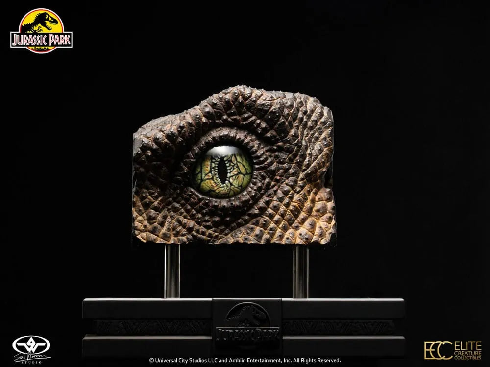 Jurassic Park 1/1 Replik Velociraptor Eye 23 cm - Smalltinytoystore
