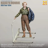 Marilyn Monroe Plastic Model Kit 1/8 USO Tour 1954 25 cm - Smalltinytoystore