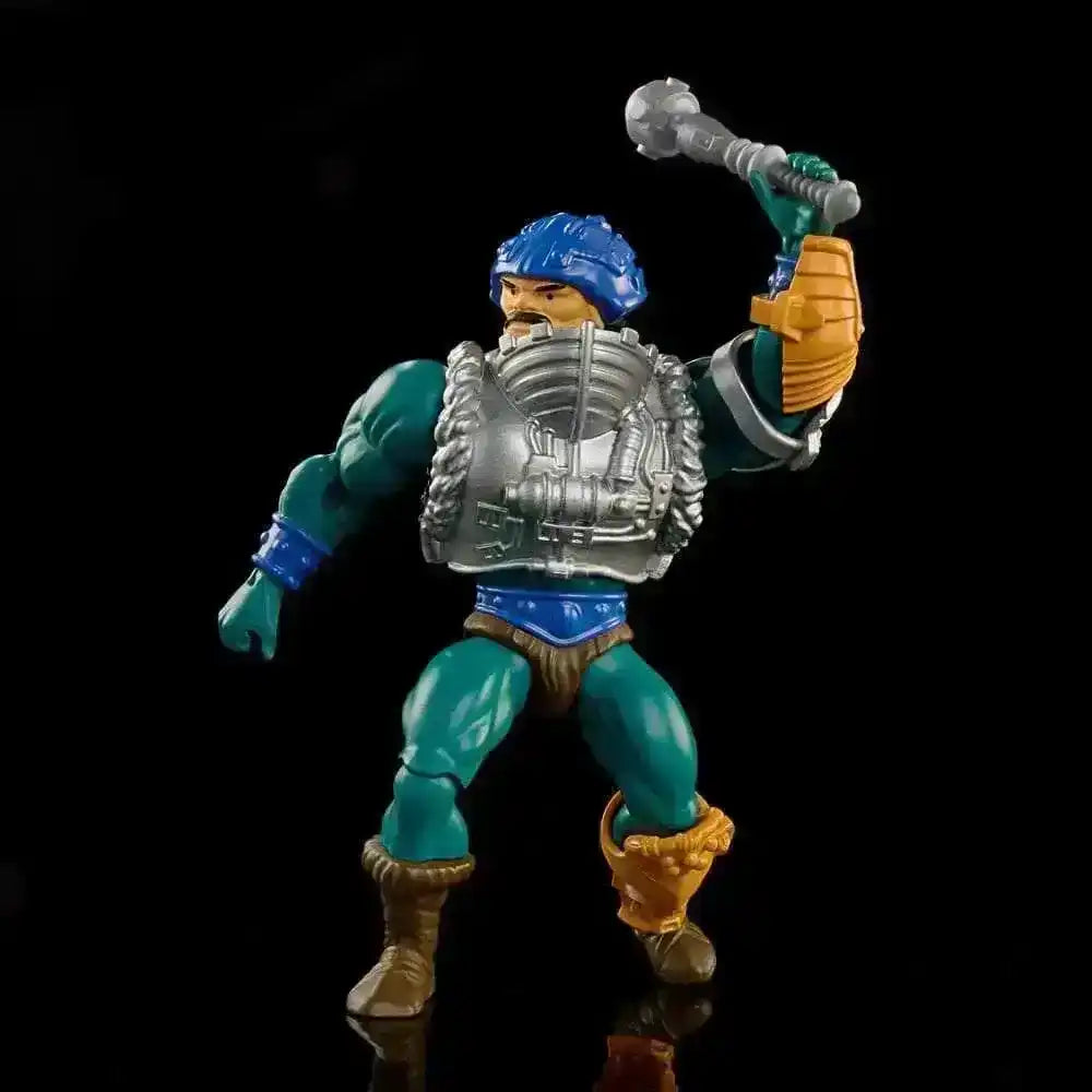 Masters of the Universe Origins Serpent Claw Man-At-Arms Actionfigur auf schwarzem Hintergrund