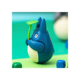 Mein Nachbar Totoro Figur mit rundem Boden Mid Totoro with leaf 6 cm - Smalltinytoystore