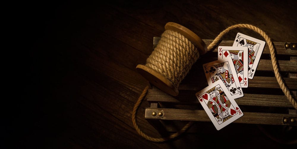 Monarchs Spielkarten Red - Smalltinytoystore