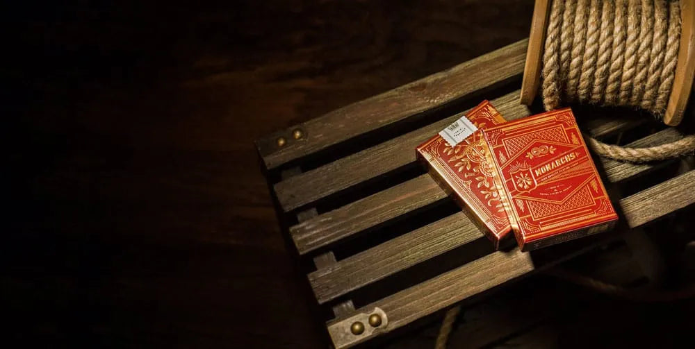 Monarchs Spielkarten Red - Smalltinytoystore