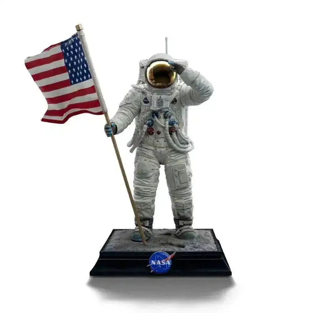 NASA Art Scale Statue 1/10 Apollo 11 Astronaut 23 cm - Smalltinytoystore