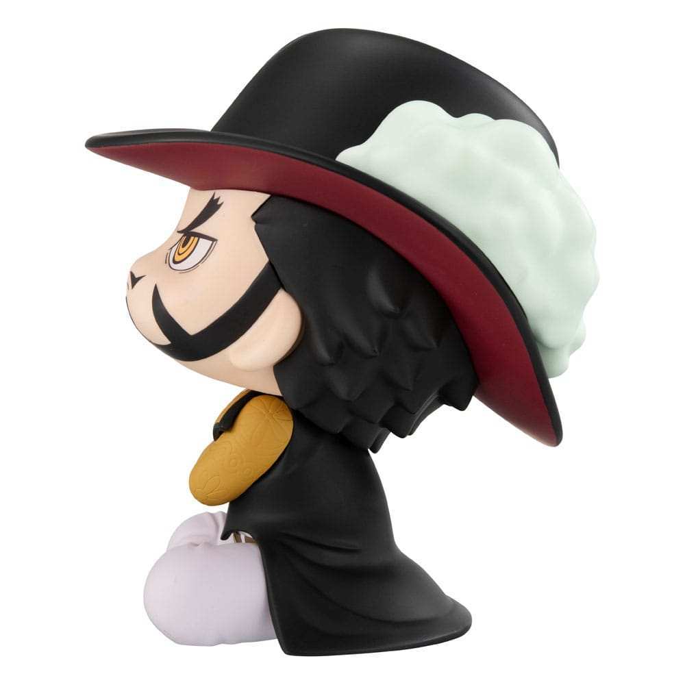 One Piece Look Up PVC Statue Dracule Mihawk 11 cm - Smalltinytoystore