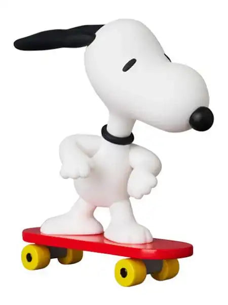 Peanuts UDF Serie 17 Minifgur Skateboard Snoopy 7 cm - Smalltinytoystore