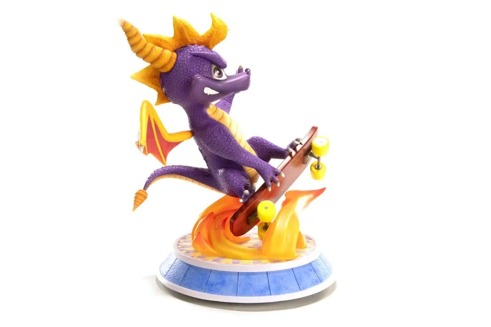 Spyro : Year of the Dragon PVC Statue Spyro Skateboard 34 cm - Smalltinytoystore