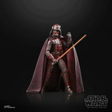 Star Wars The Black Series Darth Vader Figur mit rotem Lichtschwert auf schwarzem Hintergrund