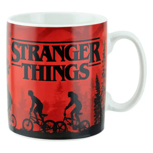 Stranger Things Tasse mit Aufkleber XL - Smalltinytoystore