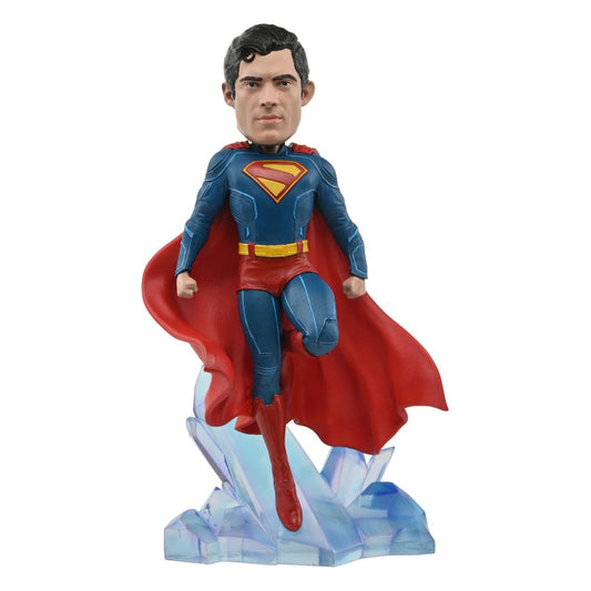 Superman (2025) Head Knocker Superman 21 cm - Smalltinytoystore