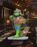 Teenage Mutant Ninja Turtles Figur Remixx Leonardo Cowa-BOO-nga! Edition 15 cm - Smalltinytoystore