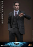 The Dark Knight Movie Masterpiece Actionfigur & Diorama 1/6 Batman Armory with Bruce Wayne (2.0) 30 cm - Smalltinytoystore