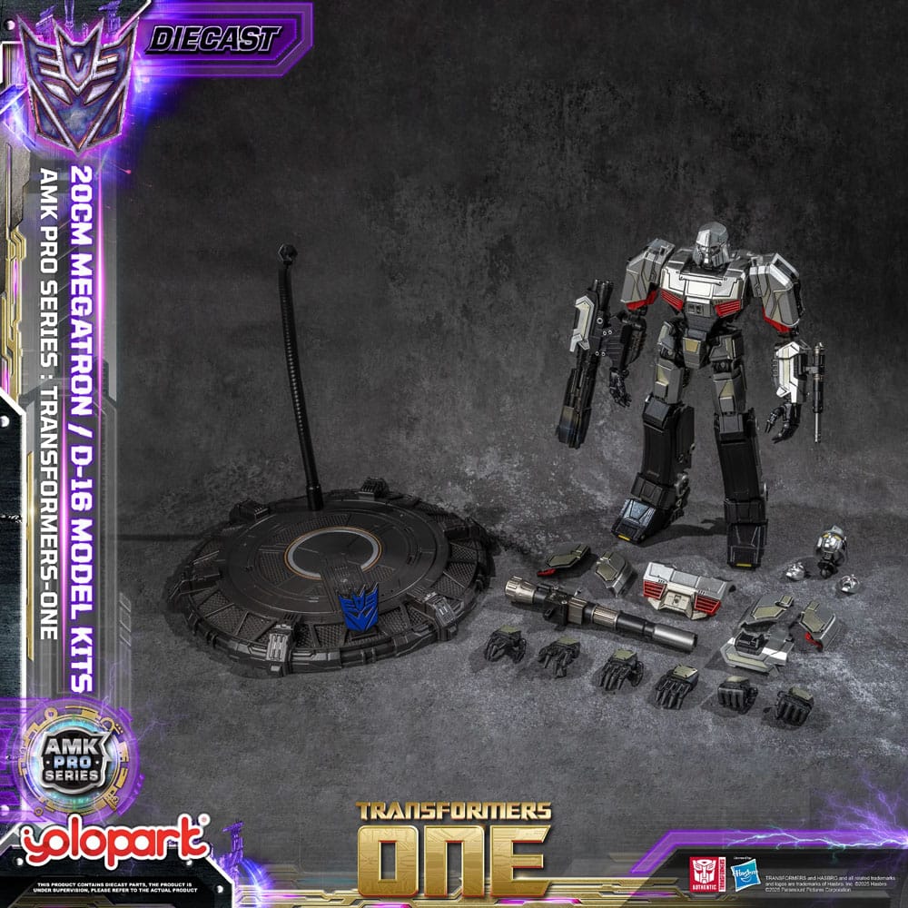Transformers: Generation One AMK Pro Series Plastic Model Kit D-16/Megatron Final Form 20 cm - Smalltinytoystore