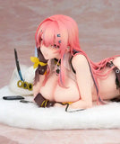 Azur Lane PVC Statue 1/7 Bremerton Hugging Pillow Ver. 10 cm