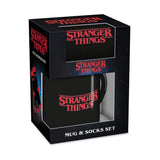 Stranger Things Tasse & Socken Set Logo