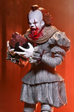 Es: Welcome To Derry Actionfigur Ultimate Pennywise 18 cm