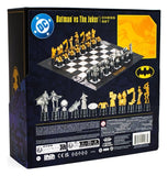 DC Comics Schachspiel Batman vs. The Joker 47 cm