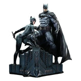 DC Comics Ultimate Premium Masterline Series Statue 1/4 Batman & Catwoman (Concept Design by Clay Mann) Bonus Version 56 cm