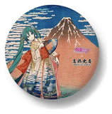 Hatsune Miku x Katsushika Hokusai iXima Large Pinback Button The Great Wave off Kanagawa/Fine Wind, Clear Morning Umkarton (2)