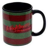 A Nightmare on Elm Street Geschenkbox Tasse & Schlüsselanhänger A Nightmare on Elm Street