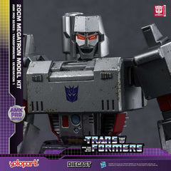 Transformers Generation One AMK Pro Series Plastic Model Kit Megatron 20 cm