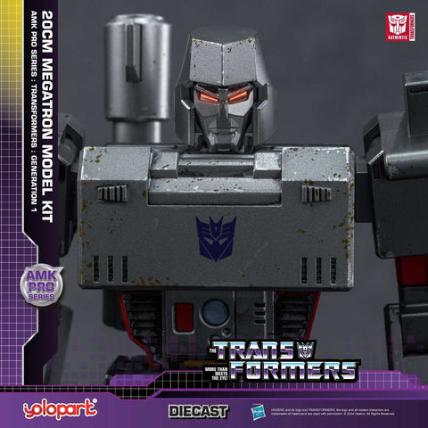 Transformers Generation One AMK Pro Series Plastic Model Kit Megatron 20 cm