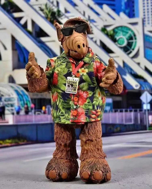Alf Actionfigur Ultimate SDCC 2023 NECA Cosmic Con EXCLUSIVE - Smalltinytoystore
